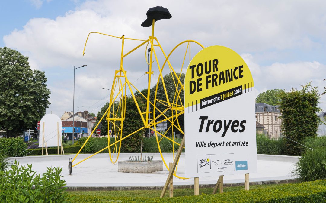 Troyes se pare de jaune